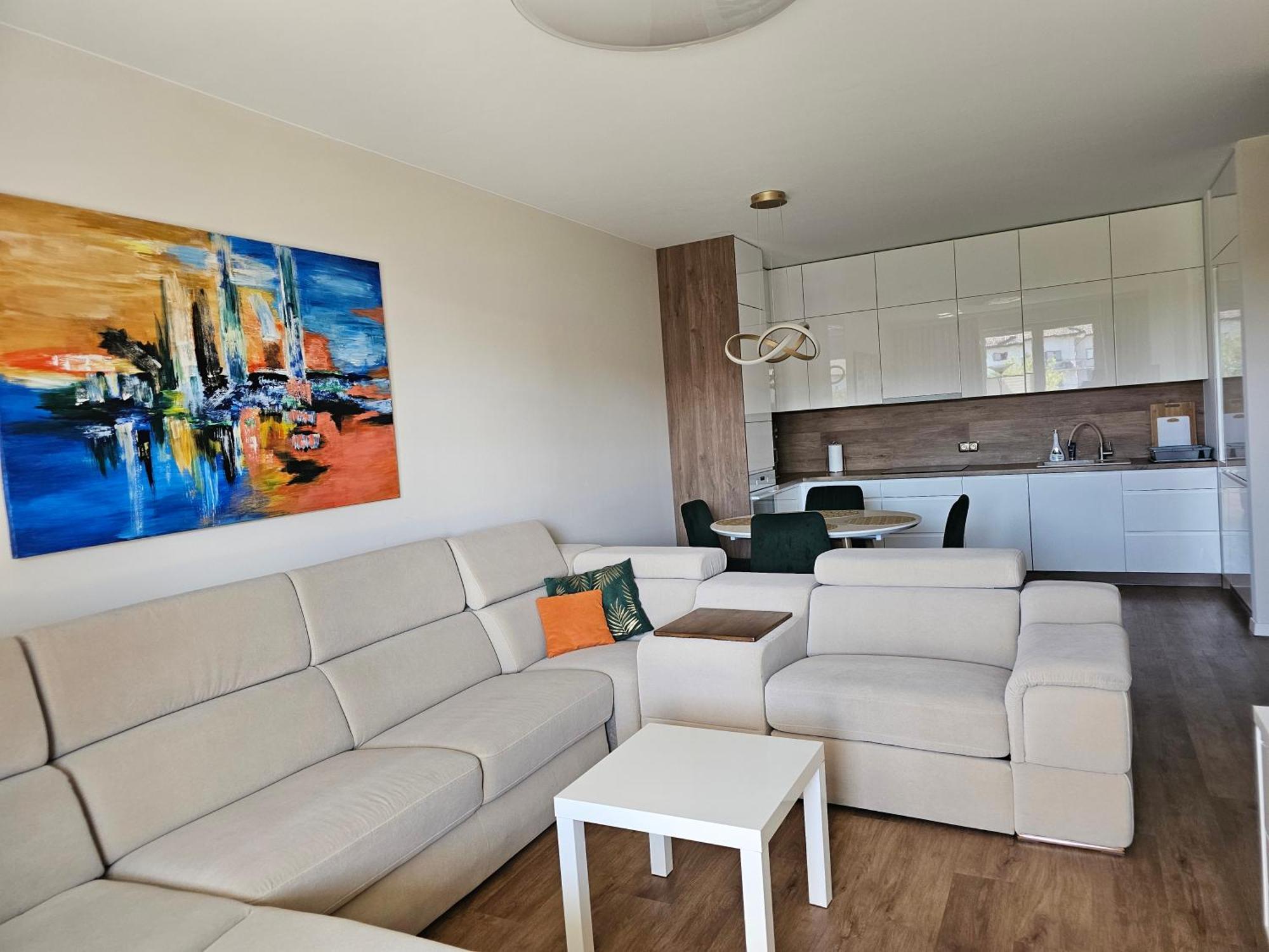 Fieldorfa Apartment *